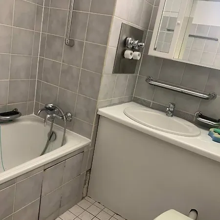 Moeblierte Im Herkules Neuehrenfeld