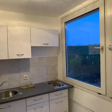 Moeblierte Im Herkules Neuehrenfeld Apartment Cologne