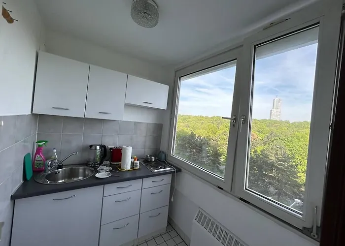 Moeblierte Im Herkules Neuehrenfeld Kolonia