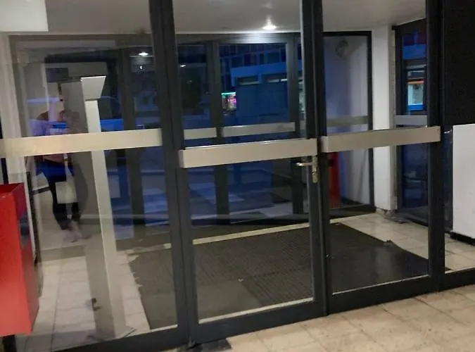 Moeblierte Im Herkules Neuehrenfeld Appartement Keulen