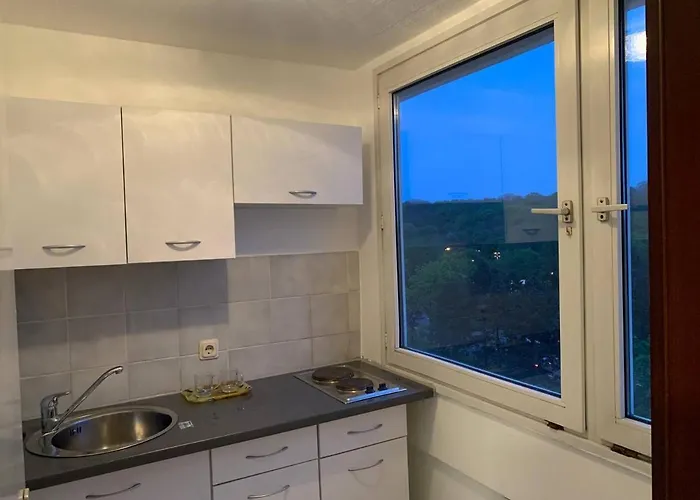 Moeblierte Im Herkules Neuehrenfeld Appartement Keulen