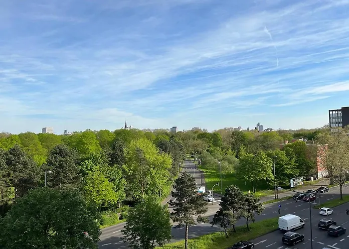 Moeblierte Im Herkules Neuehrenfeld * Köln